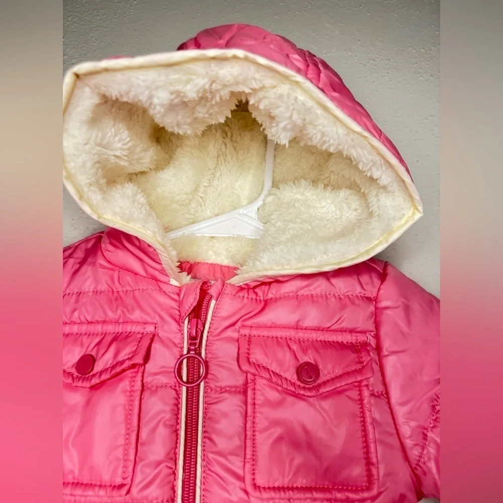 URBAN REPUBLIC Baby Girl's Hooded Faux Shearling Lined Footie 0-3 months
